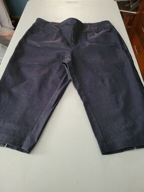 Jessica Riley Navy Capris with Eyelet Detail